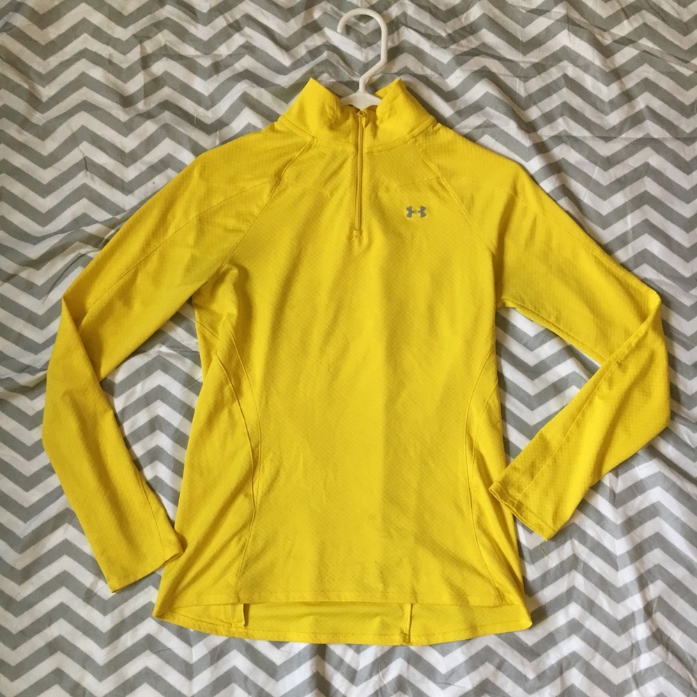 Small Under Armour 1/4 zip sweater (semi-fitted)